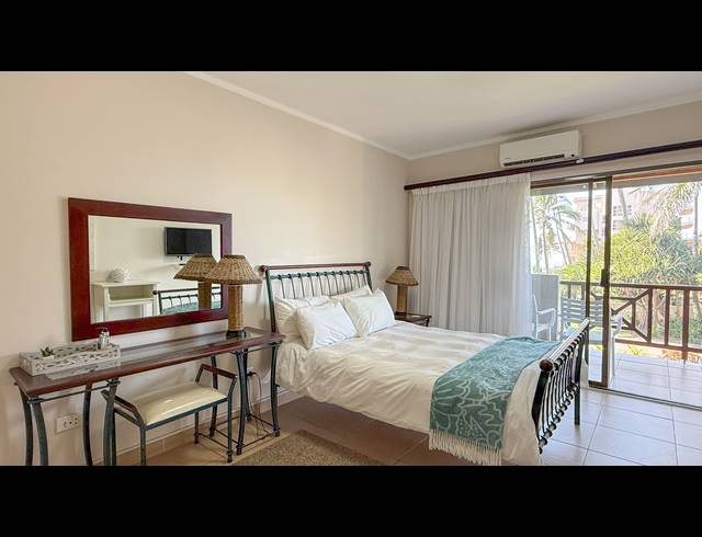 3 BEDROOM FLAT FOR SALE IN COMPENSATION BEACH